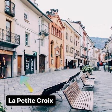 奥斯塔La Petite Croix公寓 外观 照片
